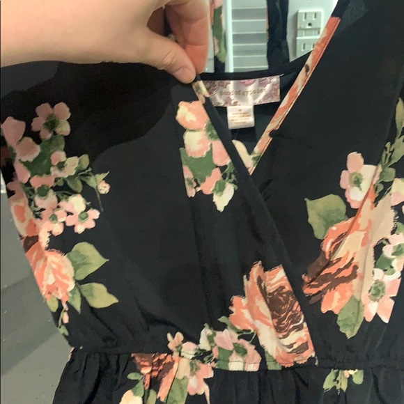 Band of Gypsies New w/ Tags Floral Romper - Picture 7 of 7